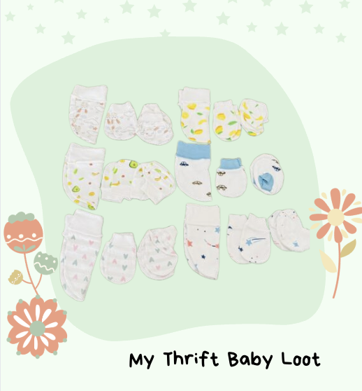 Preowned unused New Newborn cap mittens and socks set